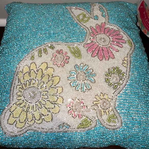 Blue beaded bunny Easter pillow - Picture 3 of 7